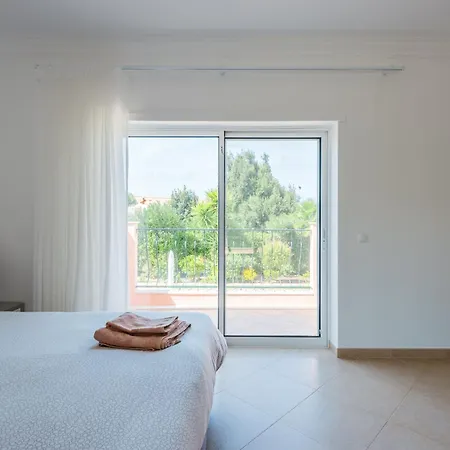 Willa Casa Rosa1 At Boavista *
