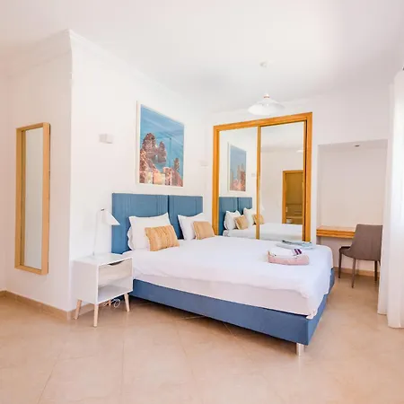 Willa Casa Rosa1 At Boavista Lagos