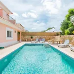 Casa Rosa1 At Boavista * ラゴス