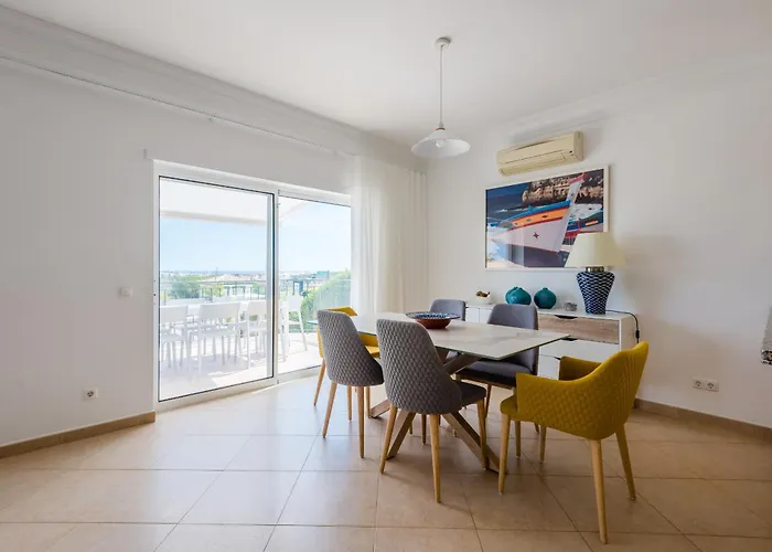 Casa Rosa1 At Boavista ラゴス